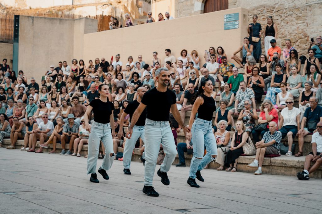 peque El baile de la zurda de Laerda en Vertebra Dansa por Noa Wu